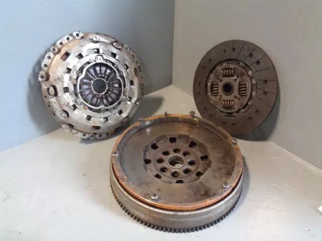 Freelander 2 Dual Mass Flywheel Clutch Kit 2.2 Td4 Land Rover 2006 To 2010 1