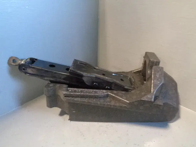 Scissor Jack Land Rover Discovery 3 / 4 Range Rover Sport With Housing 1