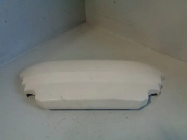 Range Rover Sport Lower Front Seat Trim In Ivory Ah32-600B12-Abw 2009 To 2013 1