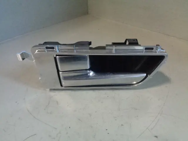 Range Rover Sport L320 Near Side Rear Interior Door Handle 2009 To 2013 1