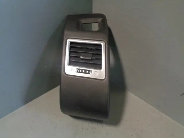 Range Rover Sport Air Vent Near Side Outer Dashboard With Trim Black 2009 To 2013 1