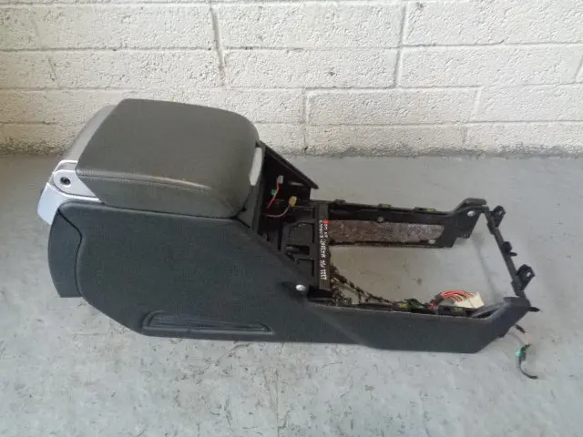 Range Rover L322 Leather Arm Rest Centre Console Grey 12V Aux Facelift K20071 1