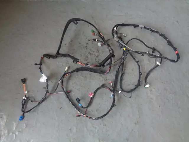 Range Rover Sport Ice In Car Entertainment Wiring Loom Ch32-14588-Mb L320 1