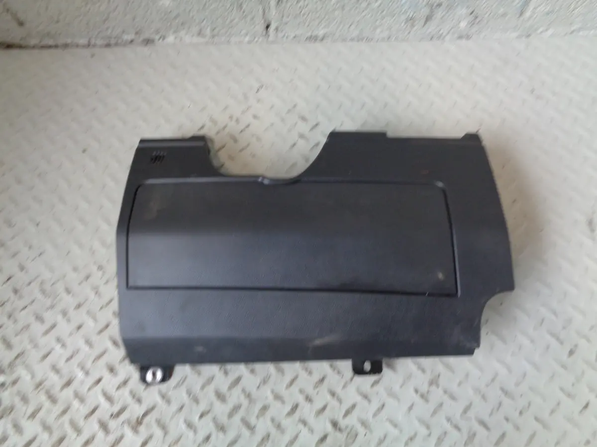 Freelander 2 Knee Airbag Lower Dash Panel Black Land Rover 2006 To 2011 1