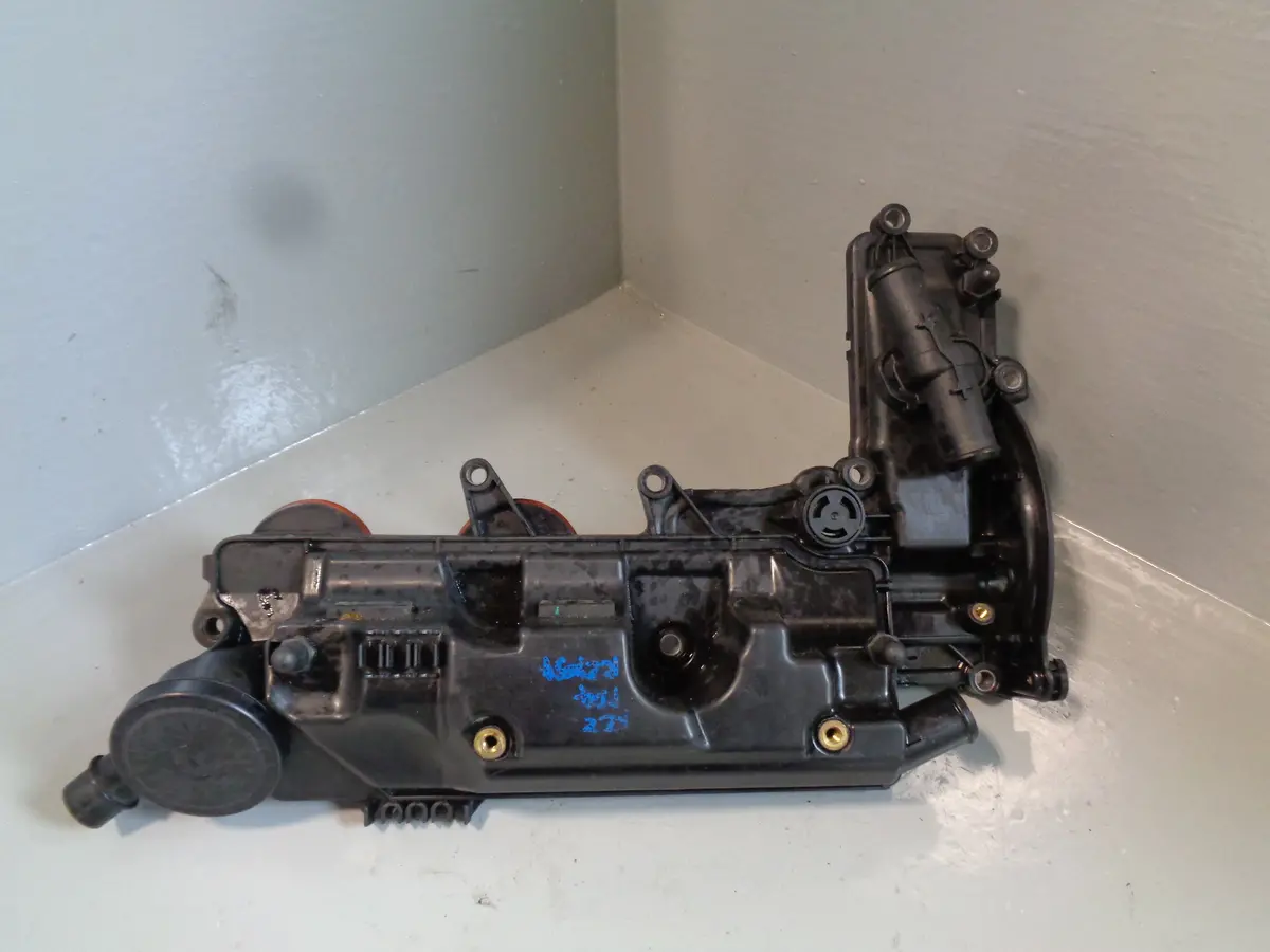 Freelander 2 Camshaft Valve Cover 2.2 Td4 224Dt Diesel Land Rover 9662660480 1