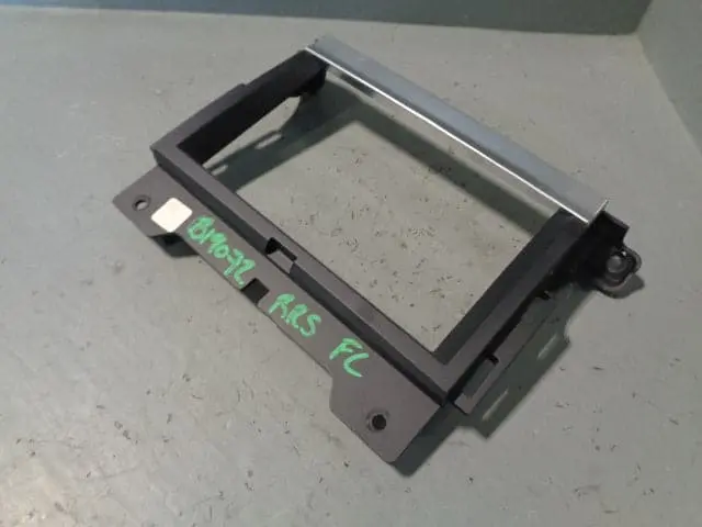 Range Rover Sport Sat Nav Screen Surround Trim Ch32-044H94-A 2009 To 2013 2