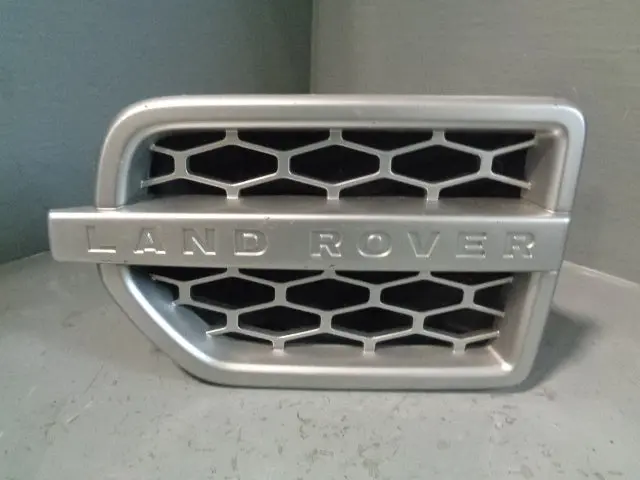Discovery 4 Wing Vent Grille Near Side Left In Silver Land Rover 2009 To 2013 1