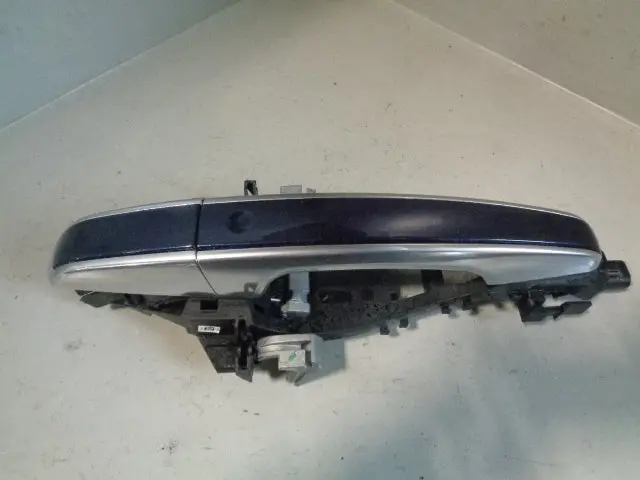Range Rover L405 Door Handle Exterior Near Side Rear Silver Loire Blue 2013 To 2017 1