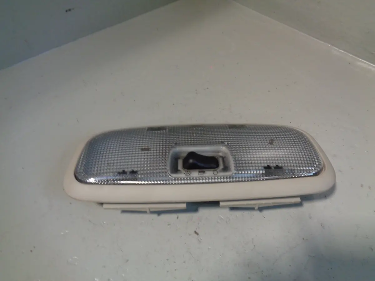 Freelander 2 Centre Rear Interior Light Land Rover 2006 To 2015 1