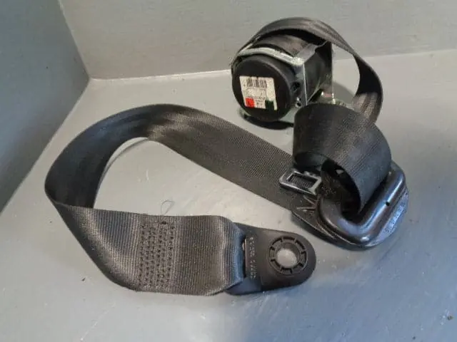 Range Rover Sport Seat Belt Near Side Front In Black L320 2005 To 2009 Type 1 1
