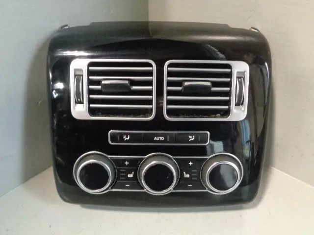 Range Rover L405 Centre Console Rear Panel With Vents And Heater Panel In Black 1