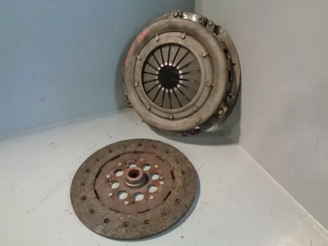 Discovery 2 Td5 Clutch Plate And Cover Land Rover 1998 To 2004 1