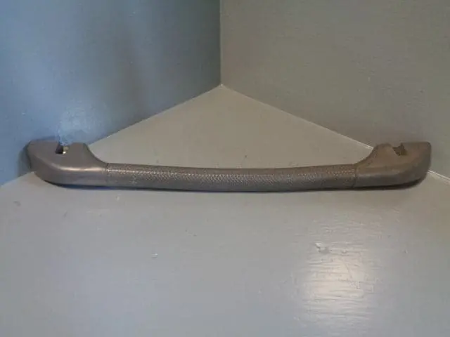 Discovery 2 Tailgate Handle Interior Grey Land Rover Pre Facelift 1998 To 2002 1