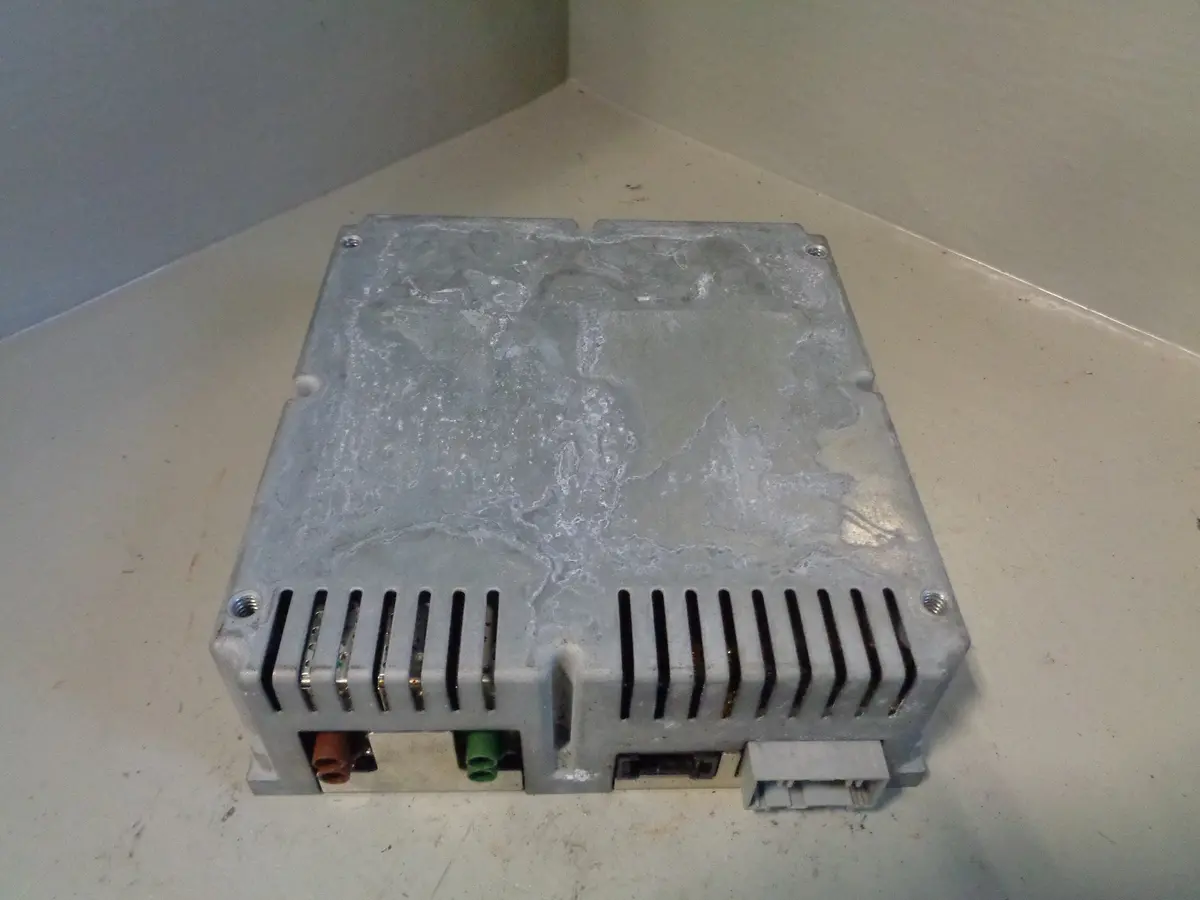 Range Rover L322 Analogue Tv Tuner Xra500060 Land Rover 2002 To 2006 1