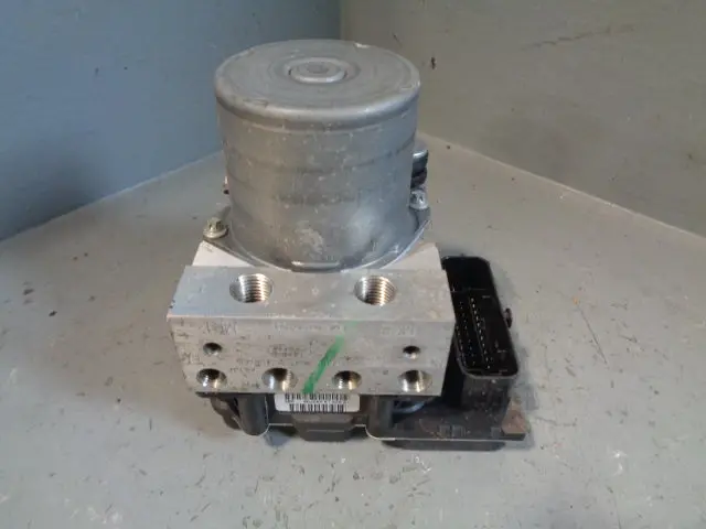 Abs Module Pump And Ecu Ah42-2C405-Ag Discovery 4 Range Rover Sport 1
