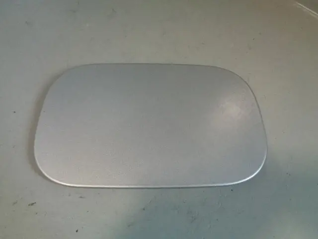 Discovery 3 Fuel Filler Flap In Zambesi Silver Land Rover 2004 To 2009 1