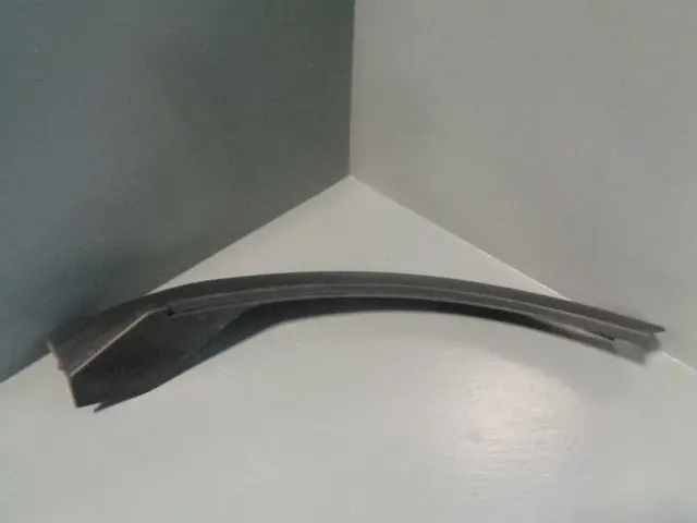 Range Rover Sport Wheel Arch Trim Near Side Rear Dde790051 2005 To 2013 1