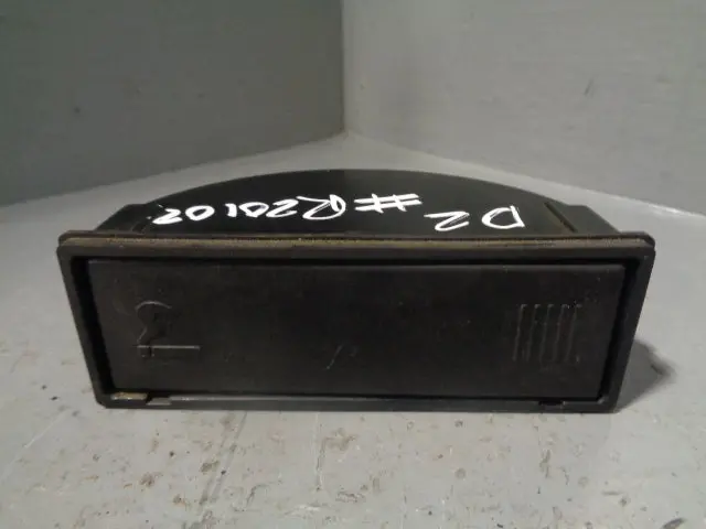 Discovery 2 Ashtray For Rear Centre Console Land Rover 1998 To 2004 1
