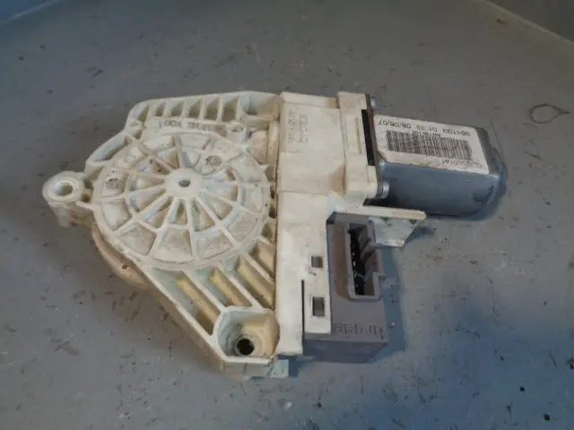 Range Rover Sport Window Winder Motor Off Side Front Drivers L320 1