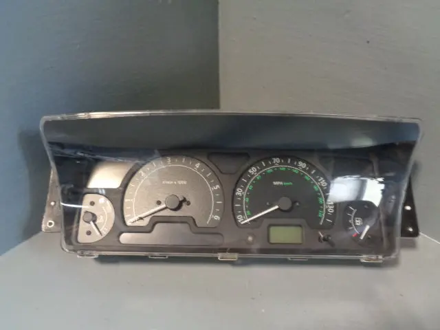 Discovery 2 Td5 Instrument Cluster Speedo Yac001470 Land Rover 2002 To 2004 1