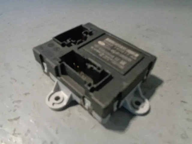 Discovery 4 Door Control Module Ecu Near Side Front Bh42 14D617 Aa Land Rover 2
