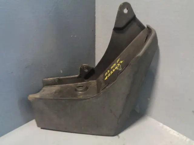 Discovery 3 Mud Flap Guard Off Side Front 2004 To 2009 Land Rover 1