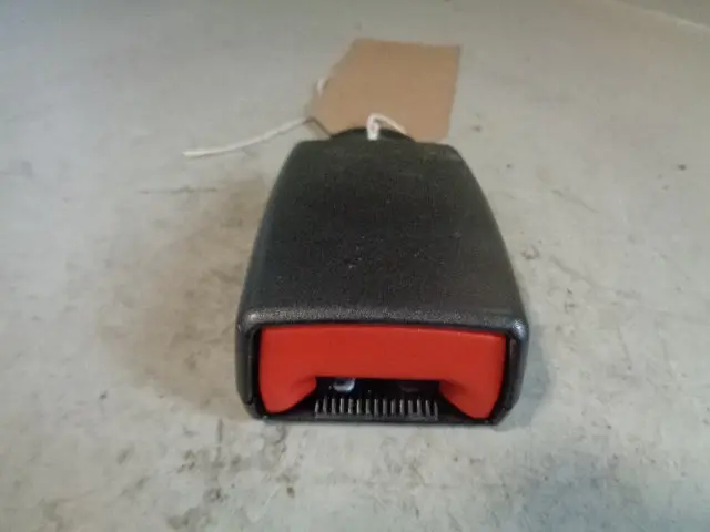 Discovery 3 Seat Belt Buckle Clasp Off Side Rear Land Rover 2004 To 2009 Type 1 1