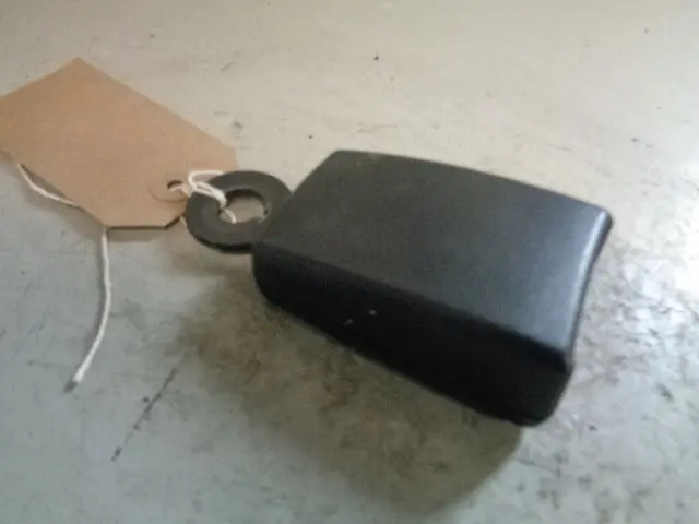 Discovery 3 Seat Belt Buckle Clasp Off Side Rear Land Rover 2004 To 2009 Type 1 2