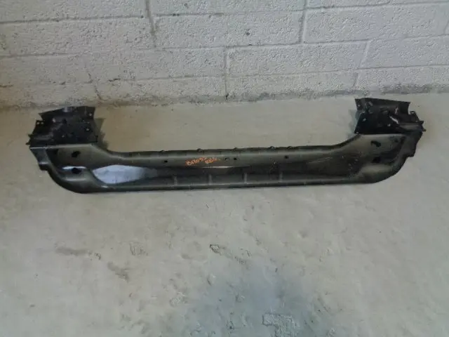 Body Shell Cross Member Front Range Rover Sport Land Rover Discovery 3 B17033 1