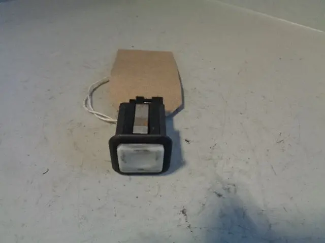 Discovery 3 4 Lower Tailgate Switch Fqy500011 Land Rover L319 2004 To 2009 1