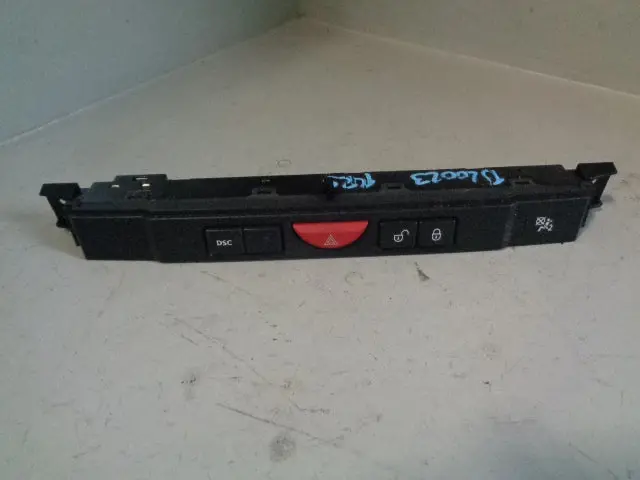Range Rover Sport Control Switch Panel Hazard Yul501350 Land Rover L320 1