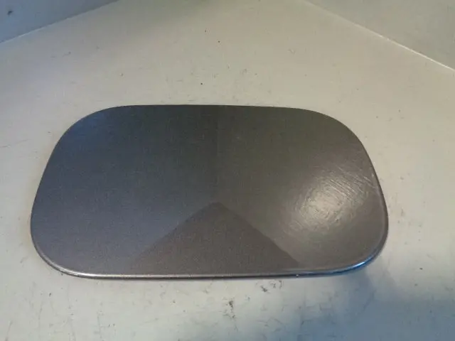 Discovery 3 Fuel Filler Flap In Bonatti Grey Land Rover 2004 To 2009 1