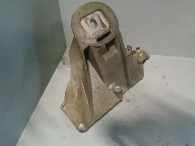 Range Rover Air Con 7 503 226.9 Compressor Pump Bracket L322 M62 4.4 V8 1