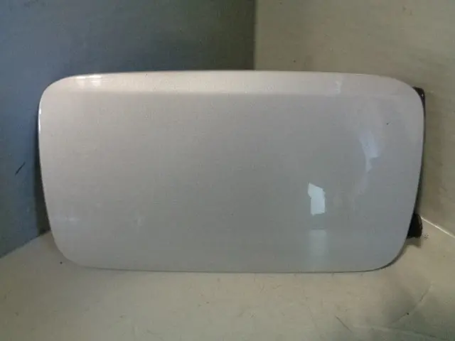 Range Rover L322 Fuel Filler Flap Cover Zambesi Silver 737 2002 To 2009 1