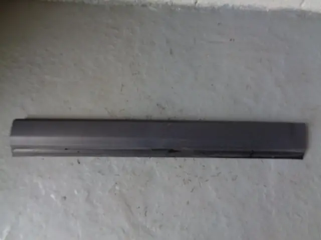 Discovery 4 Lower Door Trim Front Off Side Land Rover 2009 To 2014 1