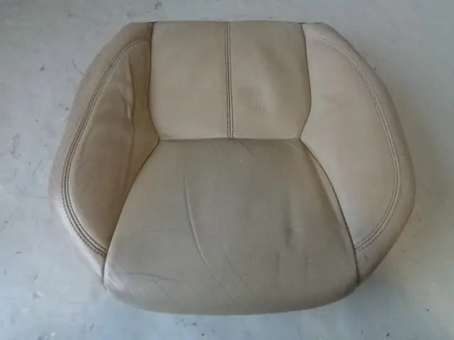 Discovery 4 Seat Padded Base Off Side Front Alpaca Leather Land Rover 1