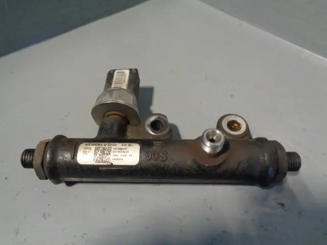 Diesel Fuel Rail Range Rover Sport 2.7 Tdv6 Land Rover Discovery 3 2004 To 2009 1