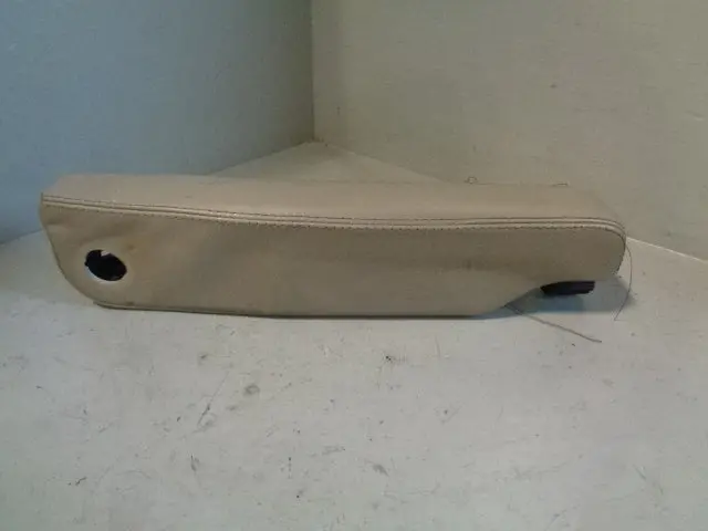 Discovery 4 Armrest Near Side Passenger Alpaca Land Rover 2009 To 2013 1
