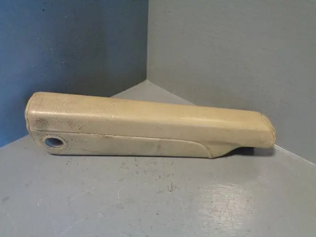 Discovery 2 Armrest Beige Near Side Left Passenger Seat Land Rover R13062 1