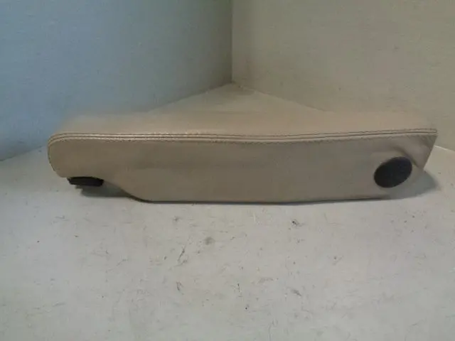 Discovery 4 Armrest Off Side Driver Alpaca Land Rover 2009 To 2013 1