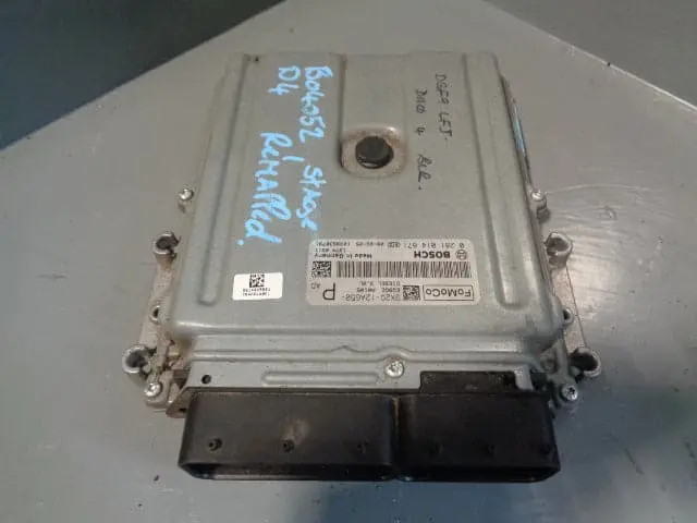 Discovery 4 Engine Ecu 3.0 Tdv6 9X2q-12A650-Pad Land Rover 2009 To 2014 B04052 1