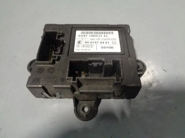 Freelander 2 Front Door Module Off Side Land Rover 6G9t 14B533 El 2006 To 2011 1
