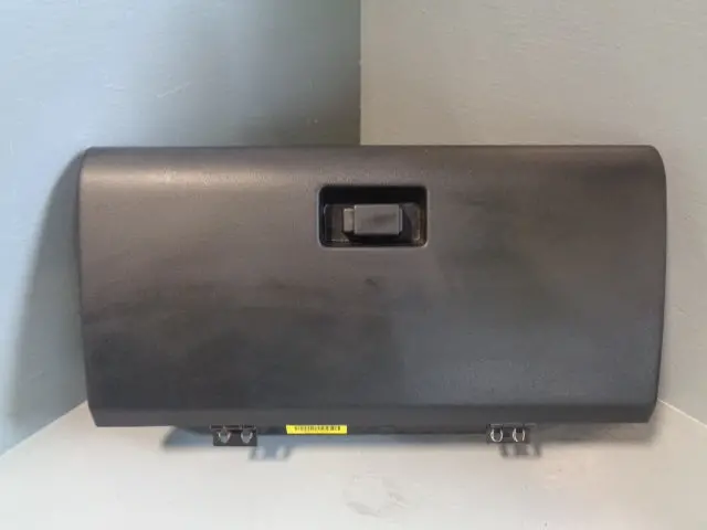 Discovery 2 Glove Box Complete In Black Facelift Land Rover 2002 To 2004 1