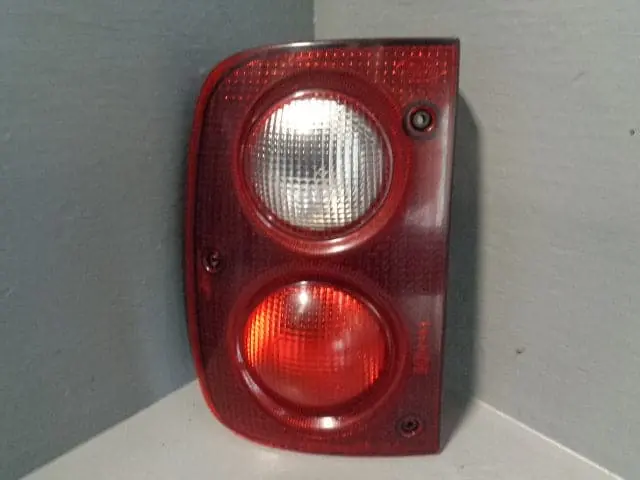 Freelander 1 Rear Light Near Side Upper Tail Lamp Land Rover 1998 To 2004 Xxx 1