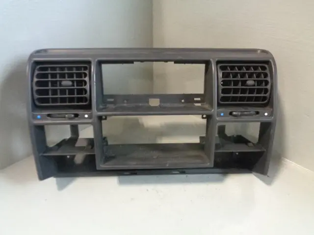 Discovery 2 Centre Air Vents Dashboard Panel Grey Land Rover 1998 To 2002 R01063 1