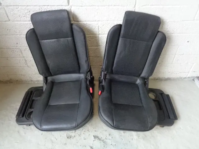 Discovery 2 Dickie Seats Pair Black Leather 3Rd Row Land Rover 1998 To 2004 1