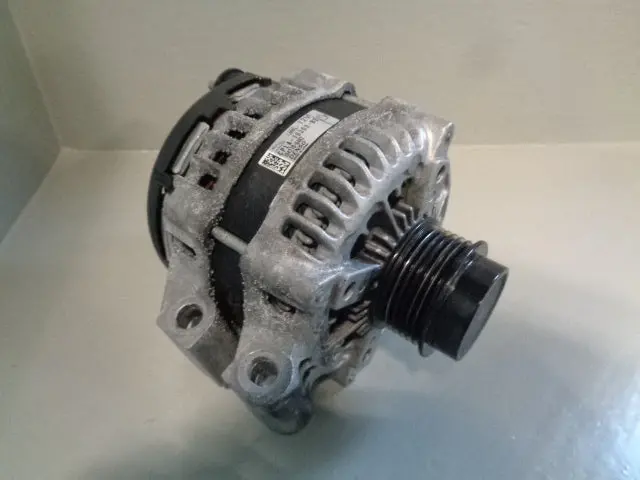 Range Rover L405 Alternator 3.0 Sdv6 Denso Cpla-10300-Be 2013 To 2017 1