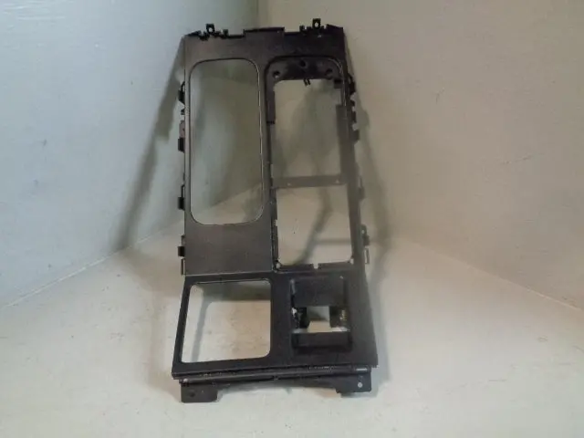 Range Rover L322 Centre Console Trim Surround Facelift In Black 2006 To 2009 1