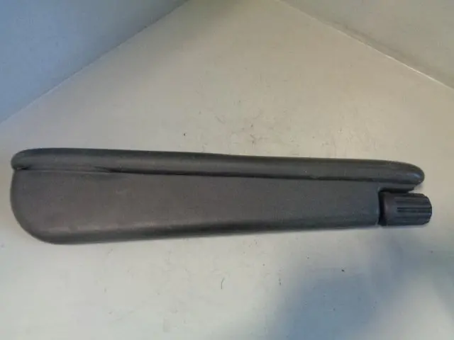 Range Rover L322 Armrest In Black Near Side Front 2006 To 2009 B20063 1