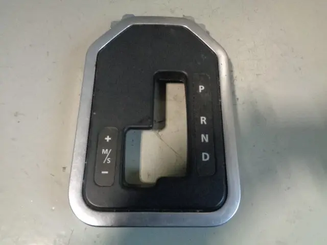 Discovery 4 Gear Selector Surround Indicator Panel Automatic Silver Trim Land Rover 1